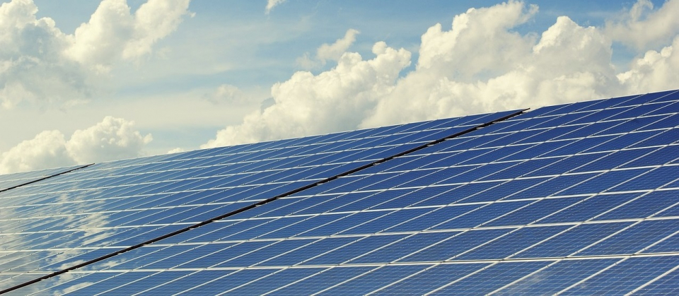 太陽光発電の画像